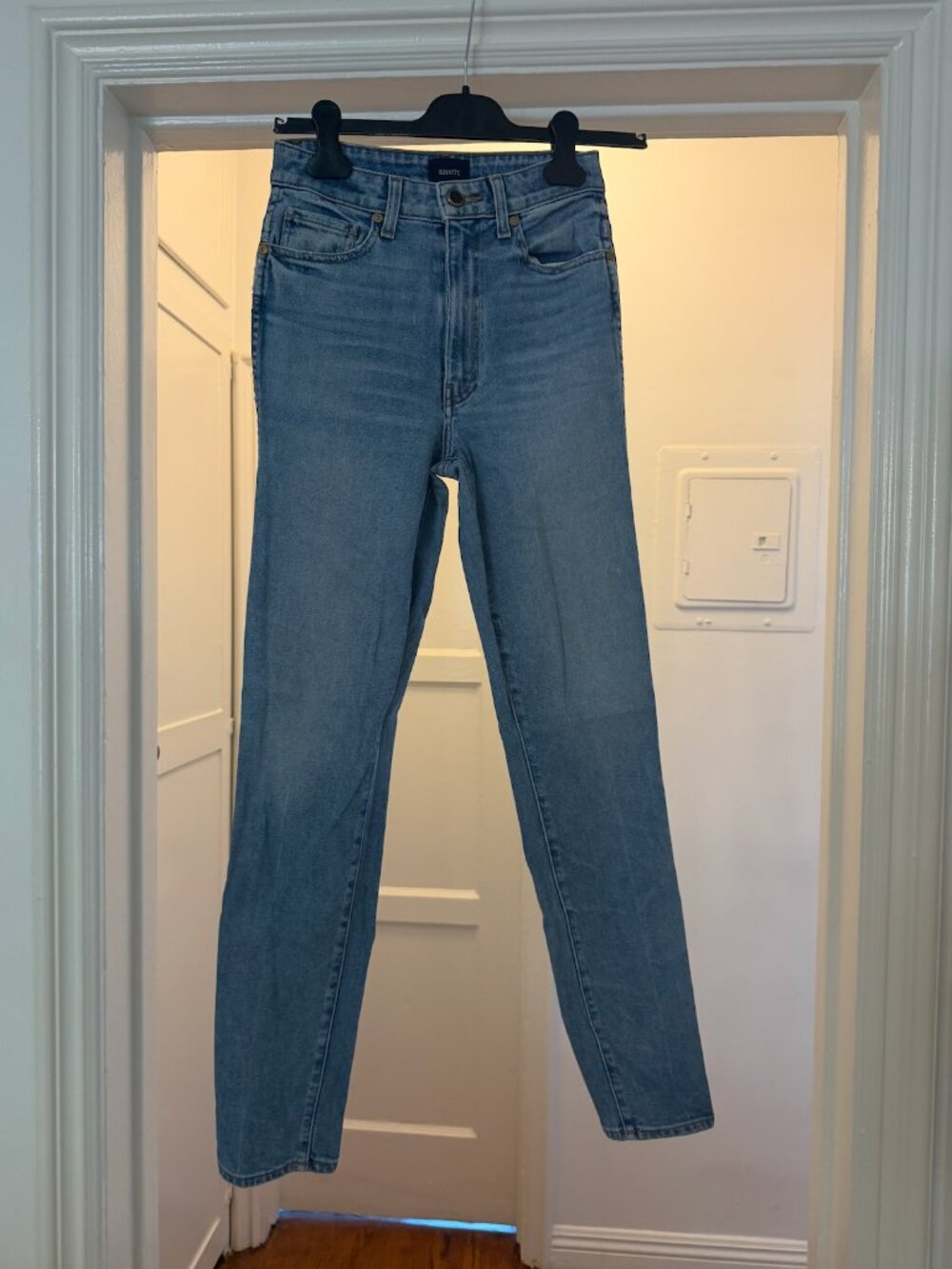 KHAITE VANESSA HIGH-WAISTED SLIM FIT JEANS - Picture 2 of 5